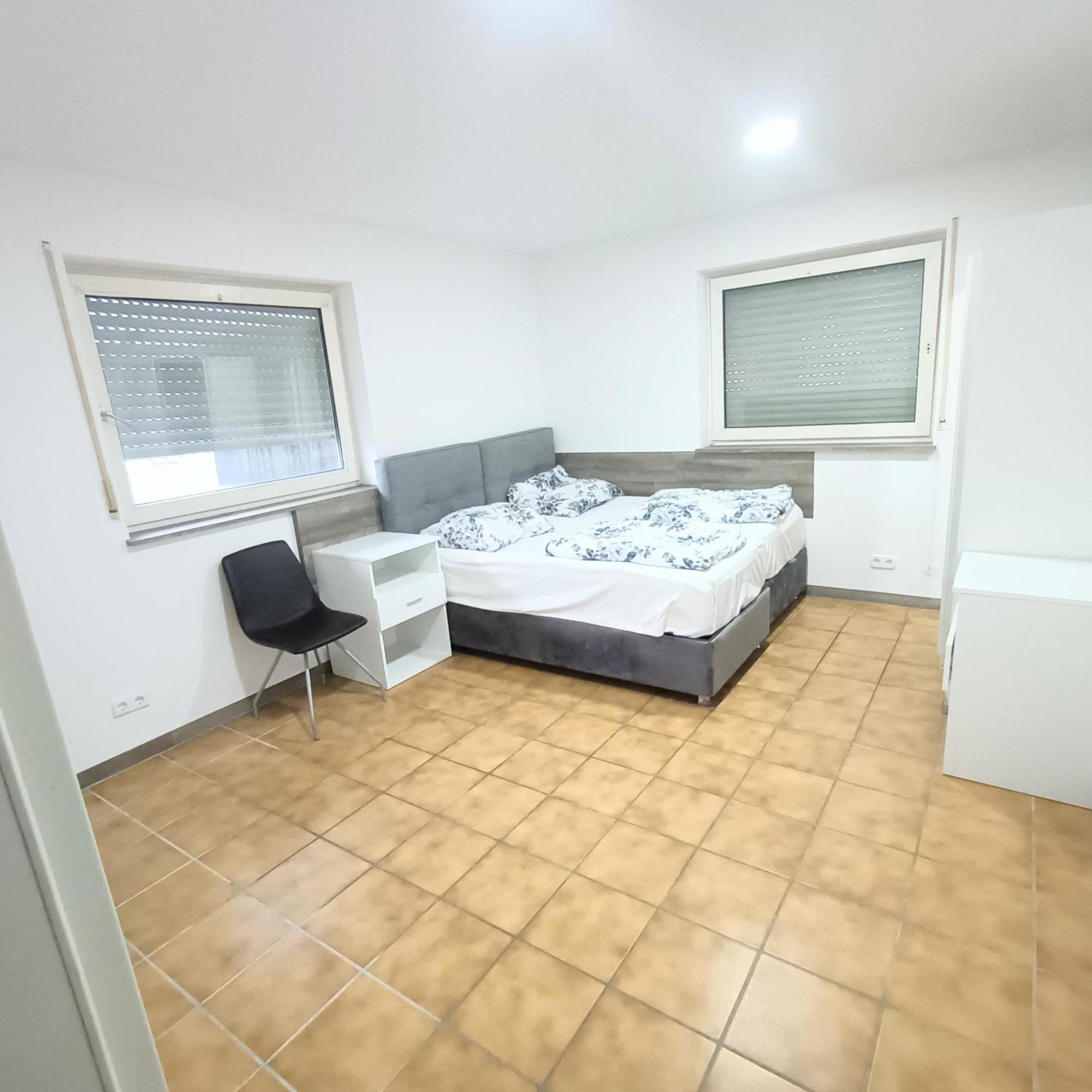 Fmi 9 Accommodation Раунхайм Екстериор снимка