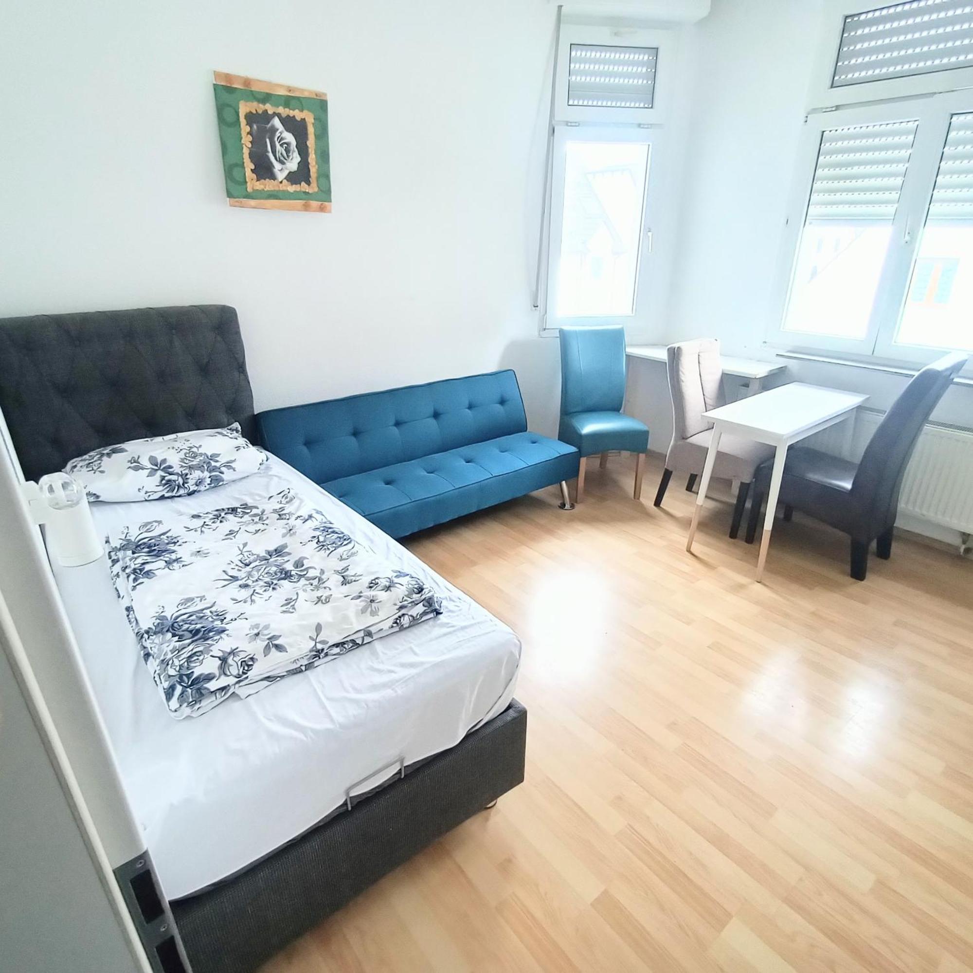 Fmi 9 Accommodation Раунхайм Екстериор снимка
